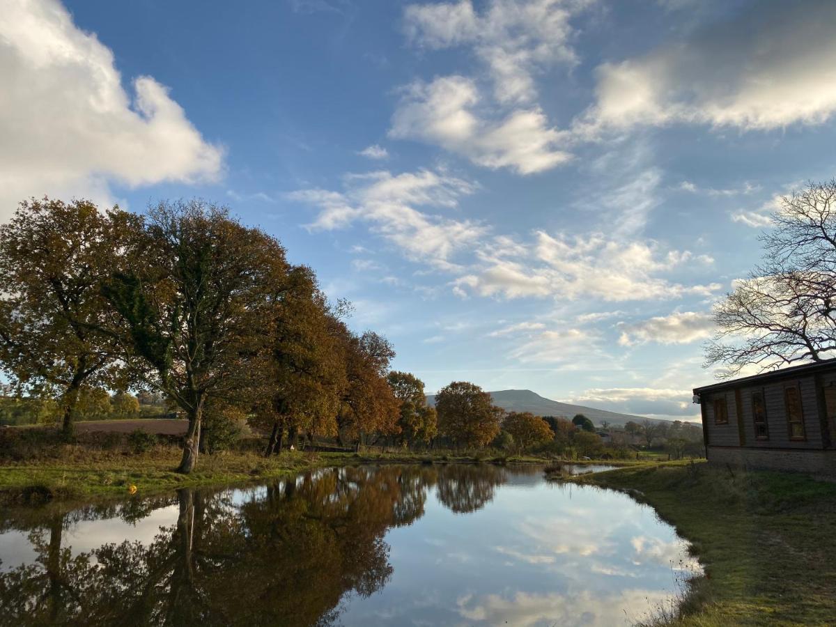 Redwood Lodge Ludlow Buitenkant foto